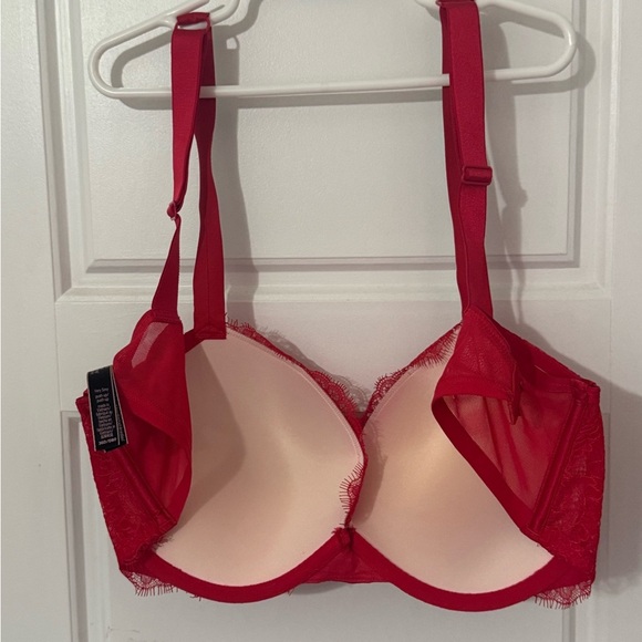 Red Embellished bra - Picture 9 of 9